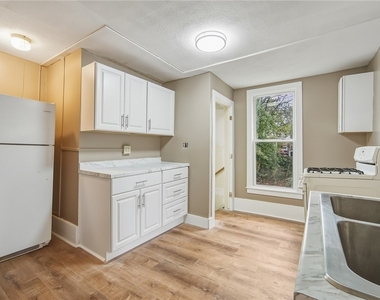113 Grumbach Avenue - Photo Thumbnail 7