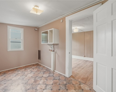 113 Grumbach Avenue - Photo Thumbnail 15
