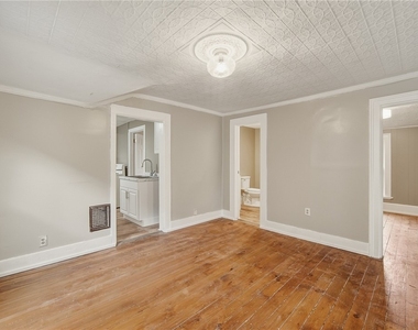 113 Grumbach Avenue - Photo Thumbnail 5