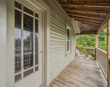 113 Grumbach Avenue - Photo Thumbnail 22