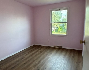5265 Jamesville Road - Photo Thumbnail 9