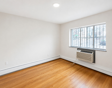 29 Monaco Place - Photo Thumbnail 3