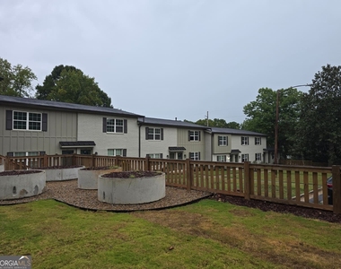 1609 Line Street - Photo Thumbnail 1