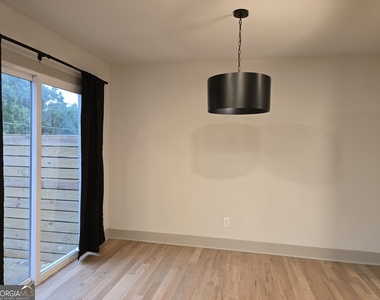 1609 Line Street - Photo Thumbnail 6