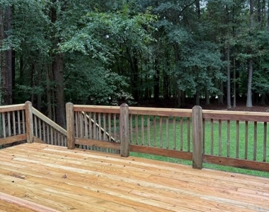 1202 Loxley Circle - Photo Thumbnail 2