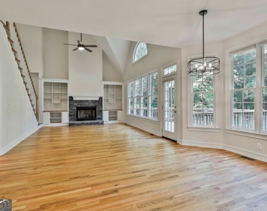 1202 Loxley Circle - Photo Thumbnail 18