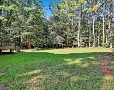 1202 Loxley Circle - Photo Thumbnail 44