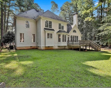 1202 Loxley Circle - Photo Thumbnail 43