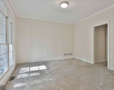 1202 Loxley Circle - Photo Thumbnail 24