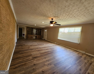 372 Smith Street - Photo Thumbnail 5