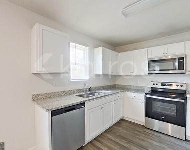 234 Fox Chase Way - Photo Thumbnail 6