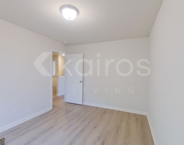 234 Fox Chase Way - Photo Thumbnail 10