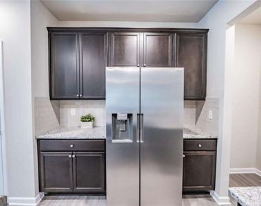 454 Burgundy Terrace Se - Photo Thumbnail 4