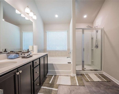 454 Burgundy Terrace Se - Photo Thumbnail 17