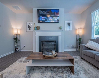 454 Burgundy Terrace Se - Photo Thumbnail 7