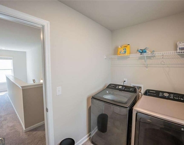 454 Burgundy Terrace Se - Photo Thumbnail 24