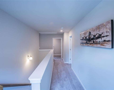454 Burgundy Terrace Se - Photo Thumbnail 12