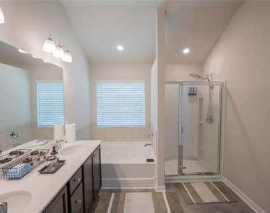 454 Burgundy Terrace Se - Photo Thumbnail 37