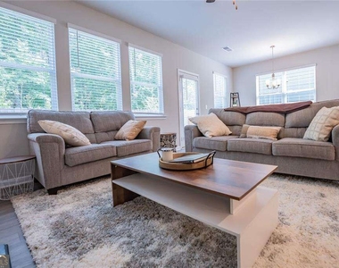 454 Burgundy Terrace Se - Photo Thumbnail 11