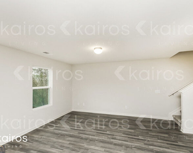 618 Cartecay Drive - Photo Thumbnail 2