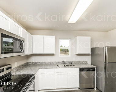 618 Cartecay Drive - Photo Thumbnail 3