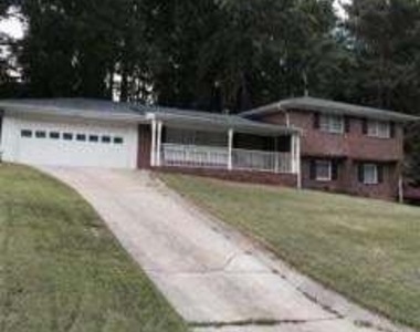 2449 Woodhill Lane - Photo Thumbnail 23