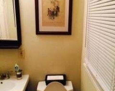 2449 Woodhill Lane - Photo Thumbnail 12