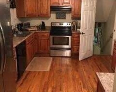 2449 Woodhill Lane - Photo Thumbnail 16