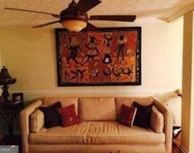 2449 Woodhill Lane - Photo Thumbnail 2