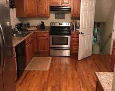 2449 Woodhill Lane - Photo Thumbnail 24