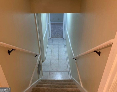 2449 Woodhill Lane - Photo Thumbnail 54