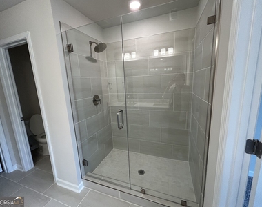 3715 Davis Circle - Photo Thumbnail 13
