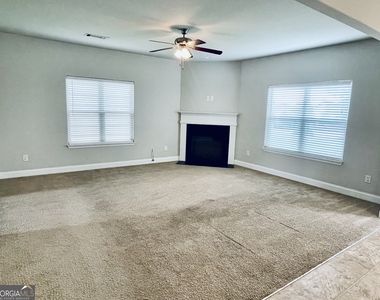 112 Leland Lane - Photo Thumbnail 2