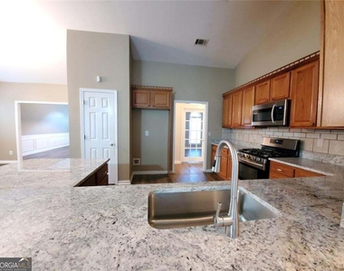 3878 Hannahberry Place - Photo Thumbnail 9
