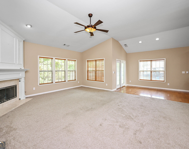 317 Granite Way - Photo Thumbnail 15