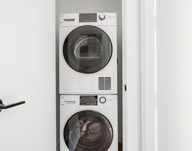 106 Fleet Place - Photo Thumbnail 6