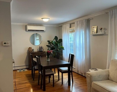 112 Preston Ave - Photo Thumbnail 4