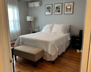 112 Preston Ave - Photo Thumbnail 5