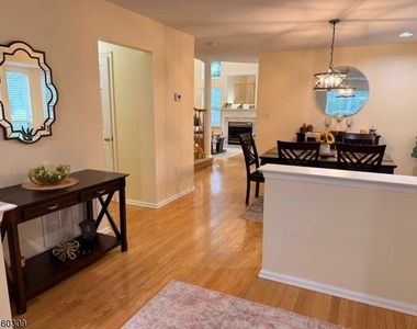63 Dorchester Dr Ondo - Photo Thumbnail 5