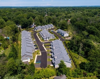 1474 Alpine Ridge Way - Photo Thumbnail 17