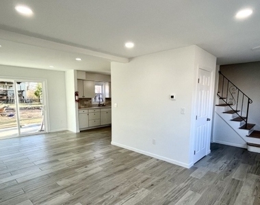 68 James St - Photo Thumbnail 3