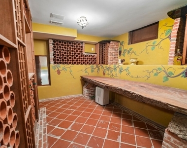 50 Rock Spring Rd - Photo Thumbnail 31