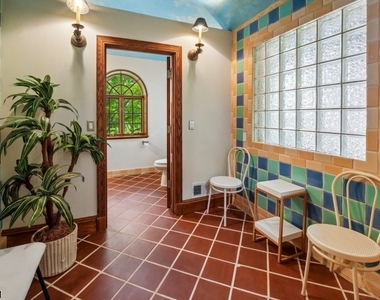 50 Rock Spring Rd - Photo Thumbnail 16