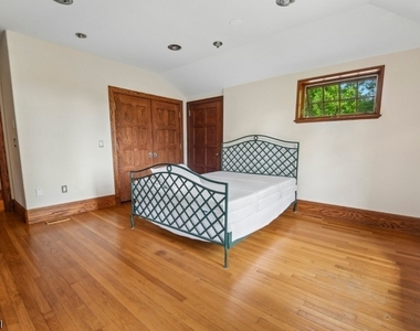 50 Rock Spring Rd - Photo Thumbnail 23