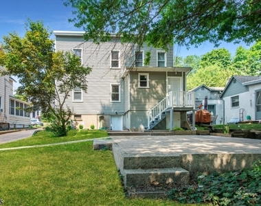 13 Malcolm Street (13) - Photo Thumbnail 17