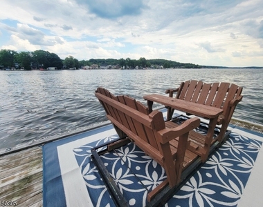 15 S Lakeside Ave - Photo Thumbnail 17