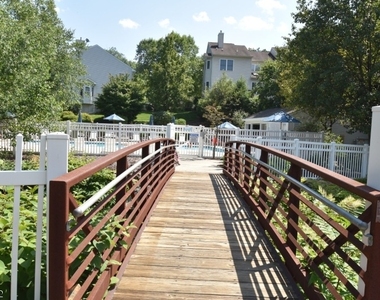 48 Mountainview Ct - Photo Thumbnail 11