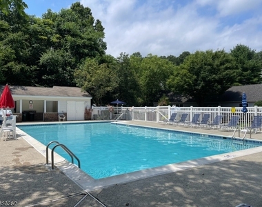 48 Mountainview Ct - Photo Thumbnail 12