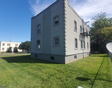 269 Willow Ave - Photo Thumbnail 1