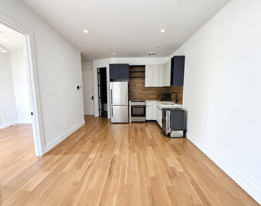 393 Meeker Avenue - Photo Thumbnail 1